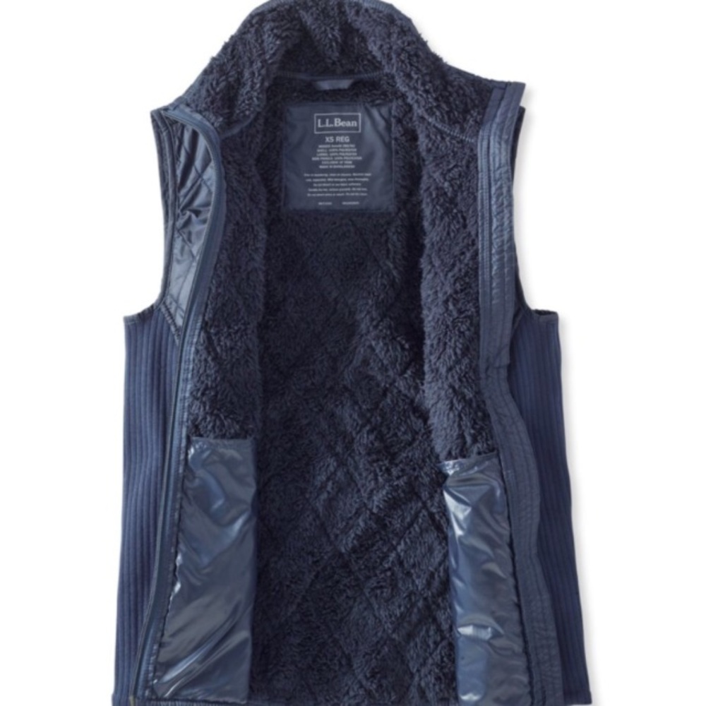 LL BEAN fleece lined vest in black. Size medium.